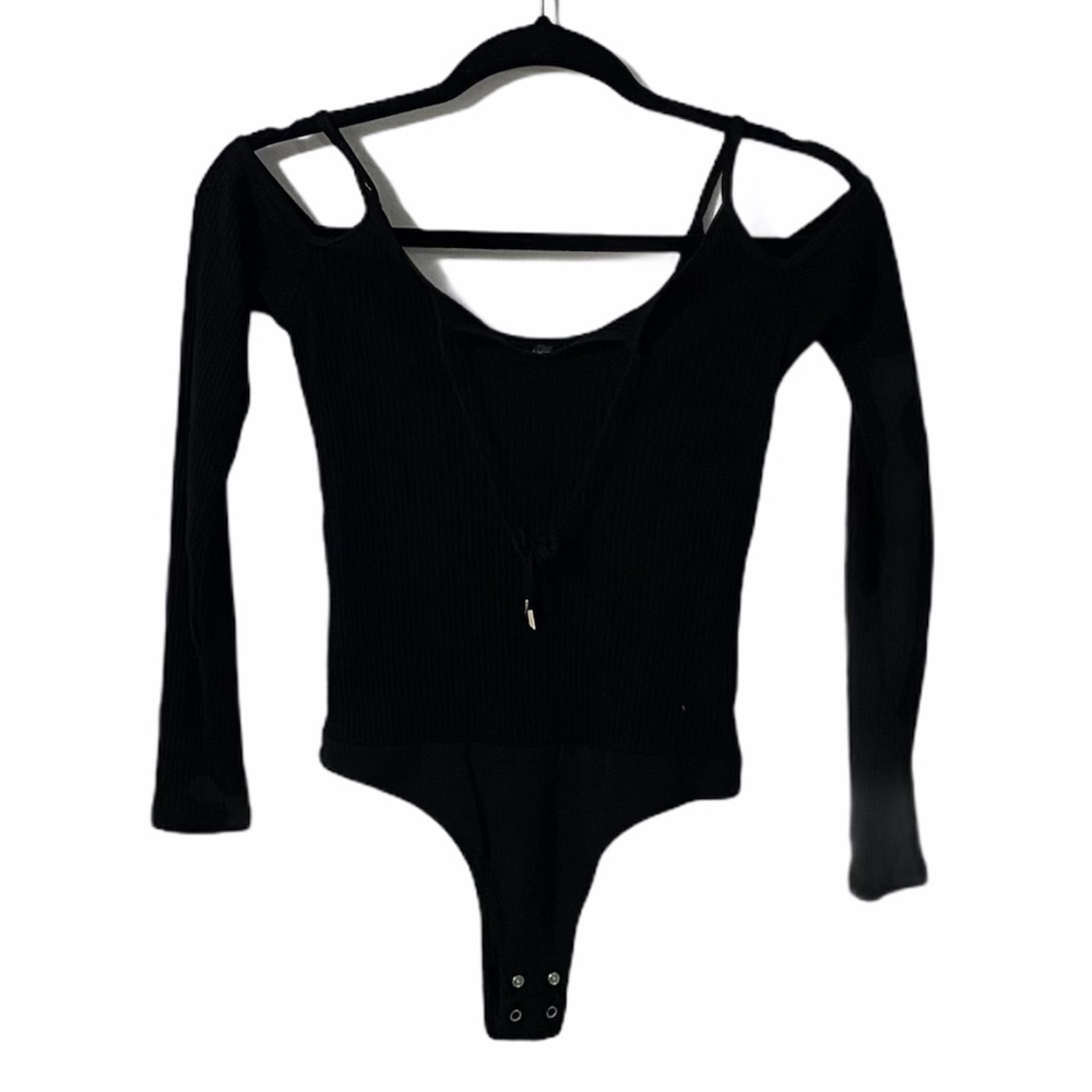 Dynamite Black Cold Shoulder Long Sleeve Bodysuit - Picture 1 of 6